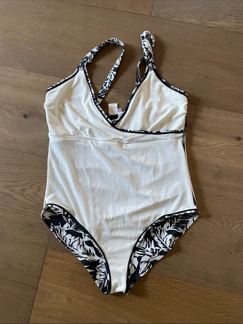 Anne Cole One Piece Black and White Tropical Print Swimsuit Size 12 - Picture 7 of 12